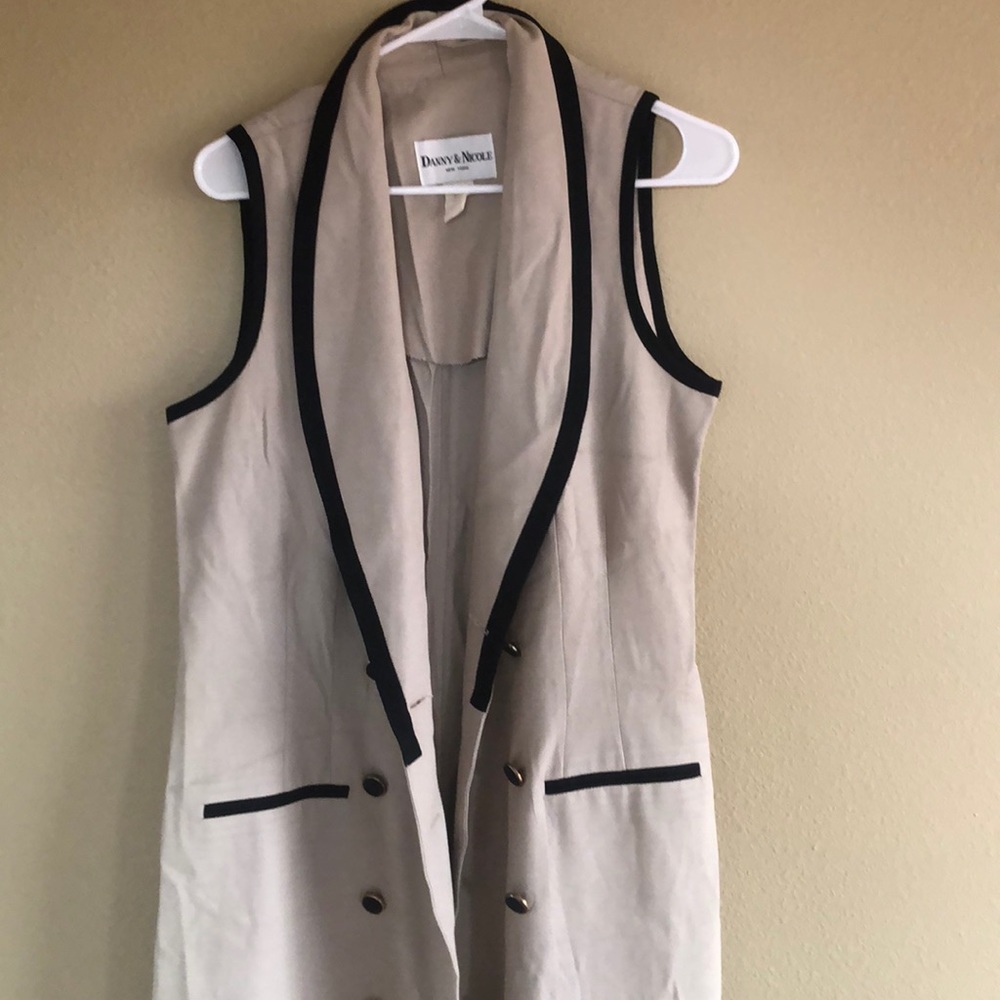 Danny and Nicole sleeveless coat